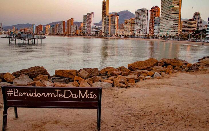 Benidorm recibirá 645.174 euros de la Diputación para la próxima campaña de bonos consumo #BenidormTeDaMás 